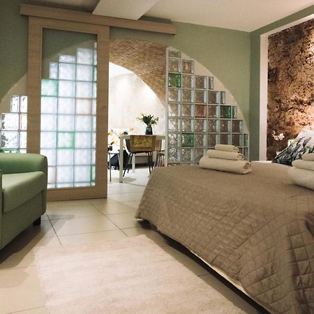 شقة Dante House - By Holiday In The Ct كاتانيا المظهر الخارجي الصورة