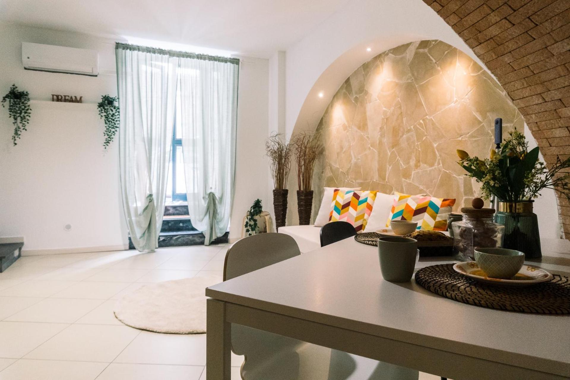 شقة Dante House - By Holiday In The Ct كاتانيا المظهر الخارجي الصورة